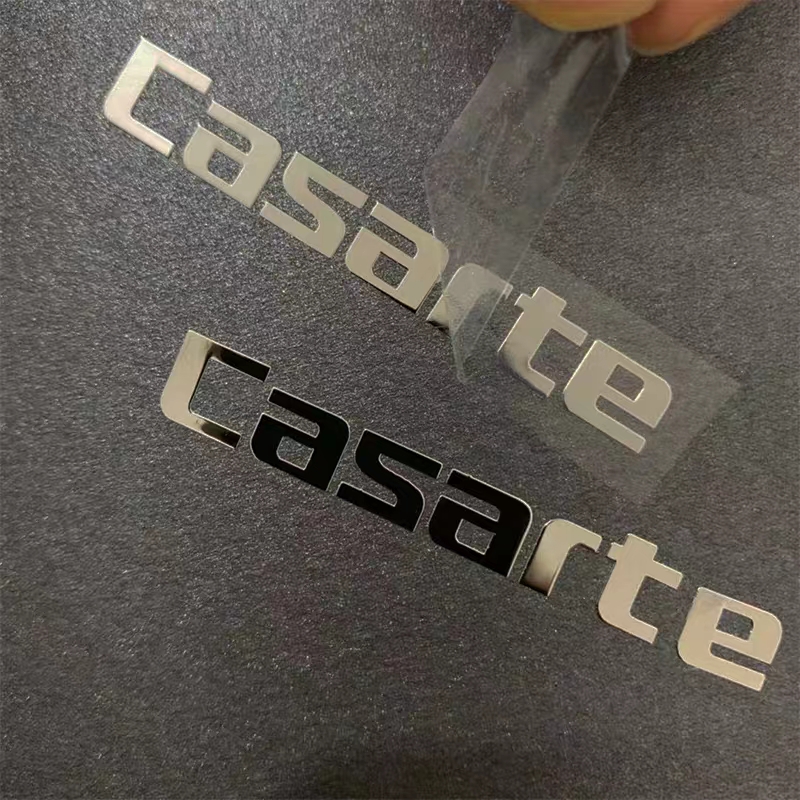 Autocollants personnalisés en métal or argent, Logo de marque 3D, étiquettes adhésives à transfert UV, toutes tailles et textes sont disponibles