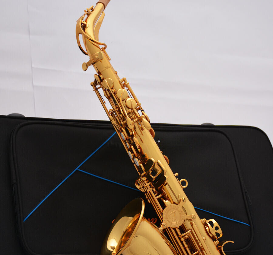 Sassofono tenore originale di musica orientale in ottone laccato trasparente tipo Mark VI con custodia