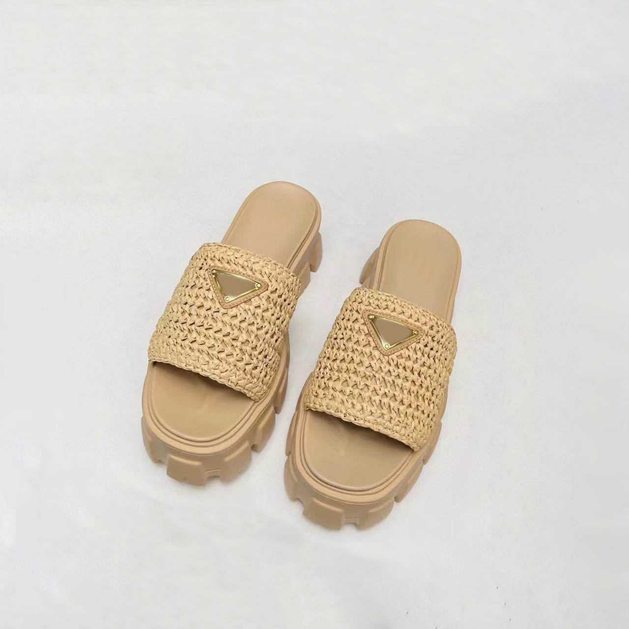 Avec boîte Sandales Pantoufles Diapositives Chaussures Casual Slide Slide Designer Femmes Slipper Flip Flop Marque de luxe Maison légère Sandales noires