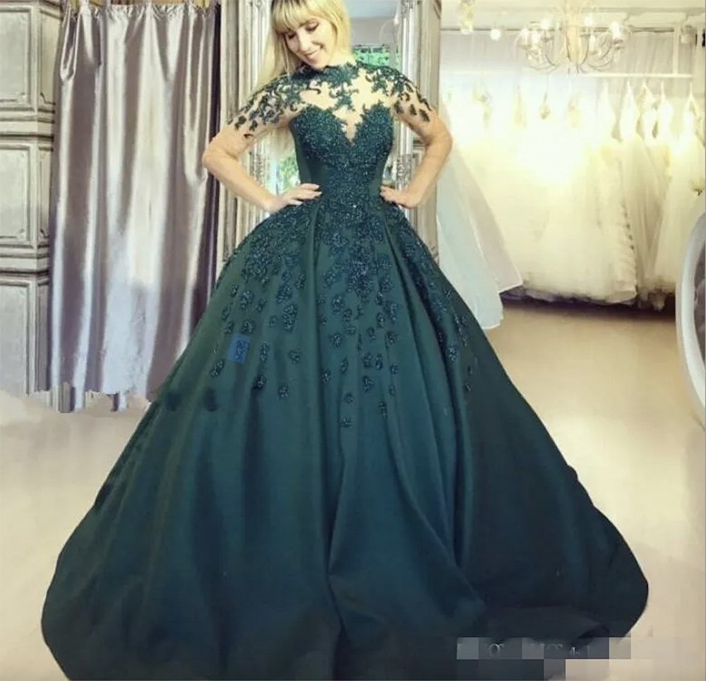 Vintage Hunter Green Quinceanera Dresses Satin Lace Applique Jewel Neck Long Issuion Sleeves Luxury Beaded Sweet 16 Prom Ball Gown