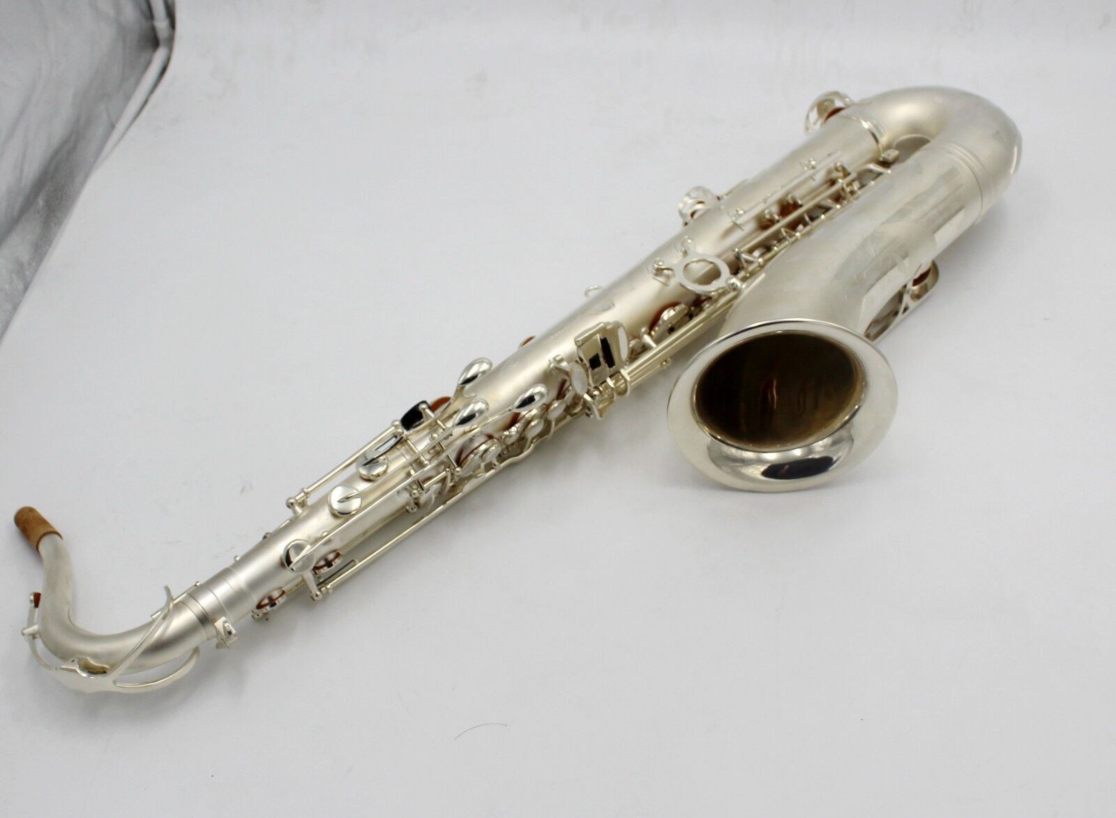 Ny B Flat Eastern Music Satin Silver Plated Tenor Saxophone Tenor Sax med Case