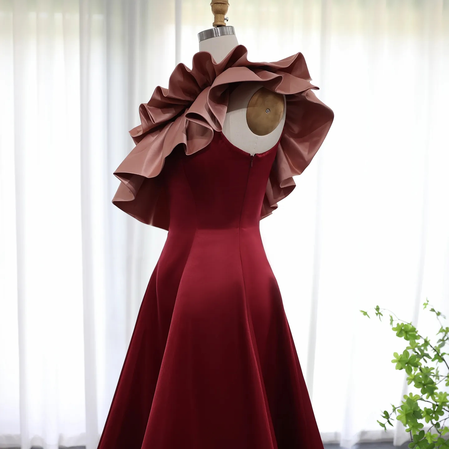 Robe de bal élégante rose bordeaux, tenue de soirée courte de dubaï pour femmes arabes, robes d'invitées formelles mi-longues, 2023