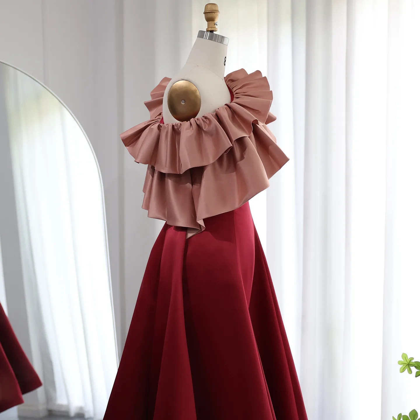 Robe de bal élégante rose bordeaux, tenue de soirée courte de dubaï pour femmes arabes, robes d'invitées formelles mi-longues, 2023