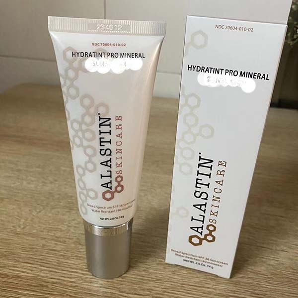 Post gratuit ALASTIN HydraTint STOCK Soins de la peau ALASTIN Pro Mineral Broad HydraTint Spectrum Sérum 74g par DHL