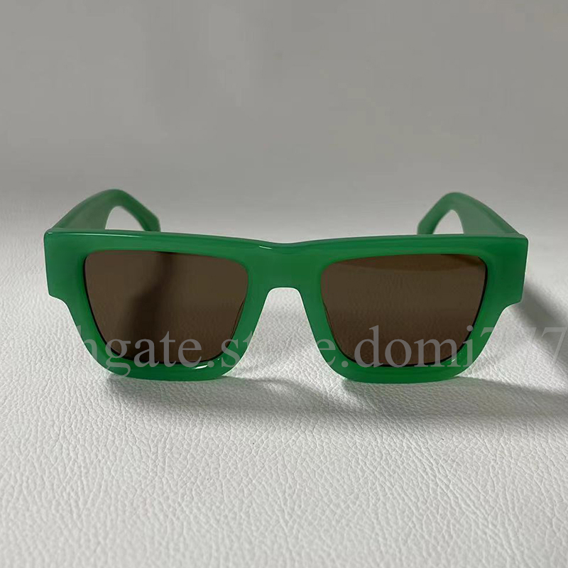 With Brand Logo Fashion Square Full Frame Sunglasses for Women or Men with Box