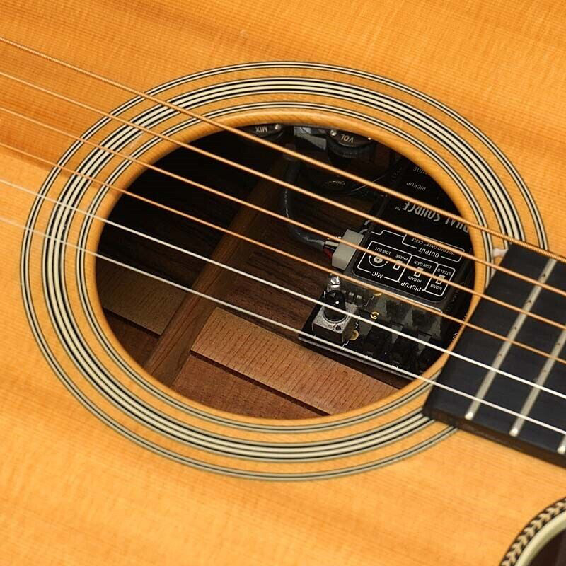 même sur les images Guitare personnalisée, Guitare acoustique, Guitare acoustique électrique 00