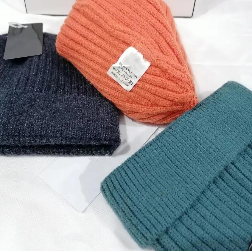 Winter Caps Mode Vrouwen Mannen Borduren Warme Hoeden HIP HOP Gebreide Cap 10 Kleuren Hoed Skullies Mutsen voor Meisje jongen