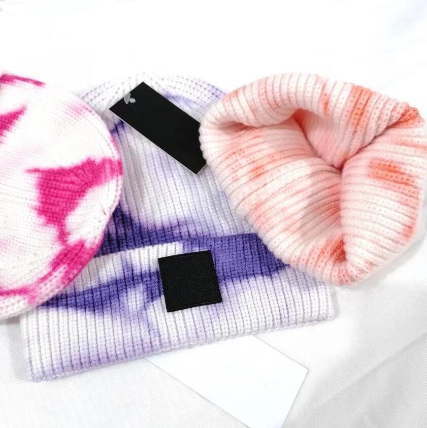 Mössor hatt för kvinnor lutande färgstruktur liten etikett stickad hatt höst och vinter ny kupol ins varm ull tie-dye beanie