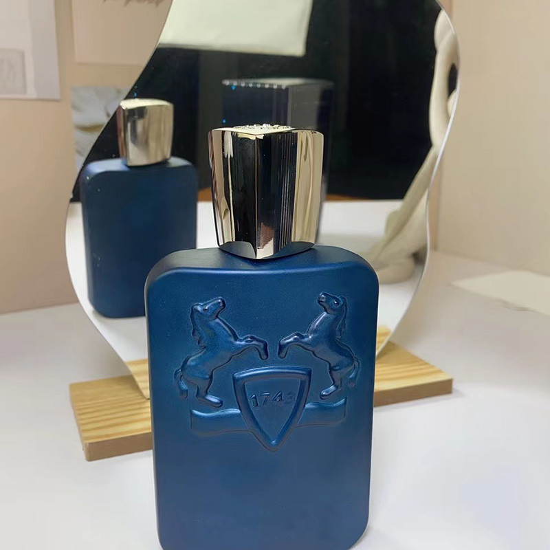 Parfum de luxe pour femme LAYTON Femme EDP Spray Cologne 125 ml Naturel Femmes Parfum de longue durée pour cadeau Déodorant anti-transpirant EAU DE PARFUM 4.2 FL.OZ