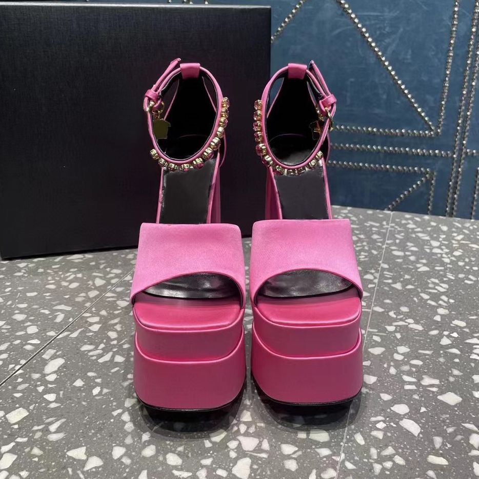 Aevitas satin Sandals pumps crystals shoes Black Exposed toe 15.5cm chunky platform Heel Square toe Women Luxury Designers party block shoe factory footwear
