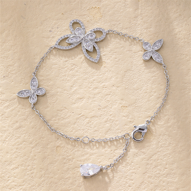 Style mode gild argentiing de haute qualité cadeau de fille bracelet à quatre feuilles bracelet arc bracelet diamant luxe et simple cadeau de couple