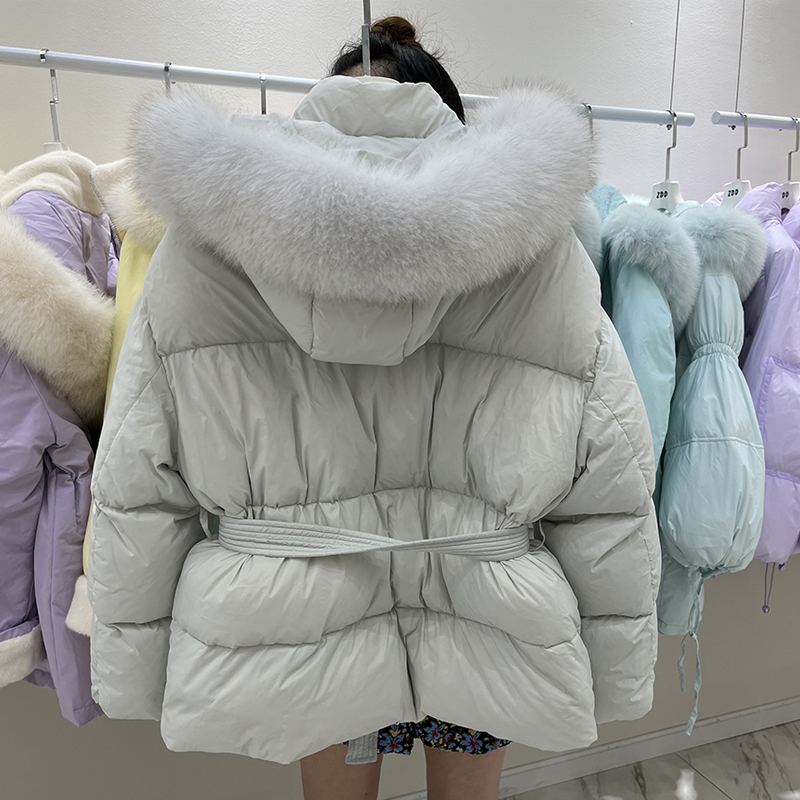 Manteau à capuche en fourrure de renard naturelle pour femme, avec ceinture en duvet de canard blanc, manteau chaud et épais, parkas SM