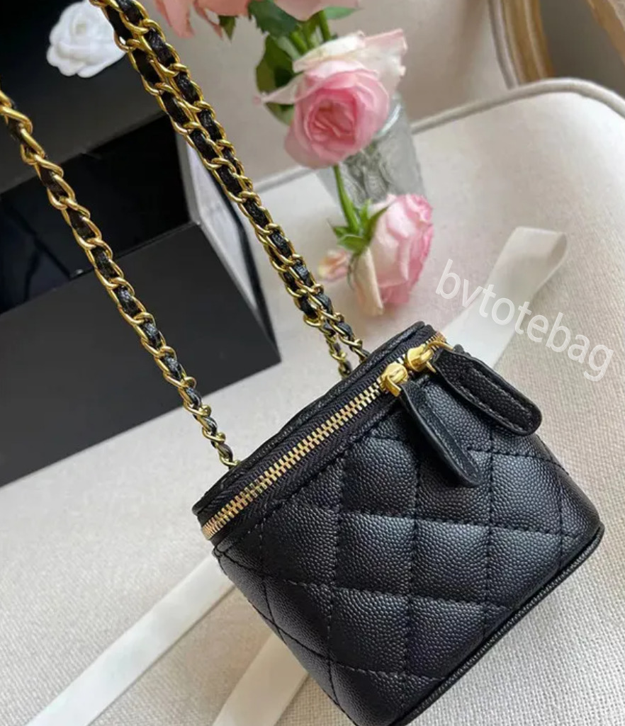 Bolsas Crossbody Bolsas De Ombro Designer CH23ss Luxo Mini Caixa Portátil Cosmético Batom Saco De Pele De Carneiro Preto Senhoras Moda Pequenas Bolsas Golden Ball Chain 11cm