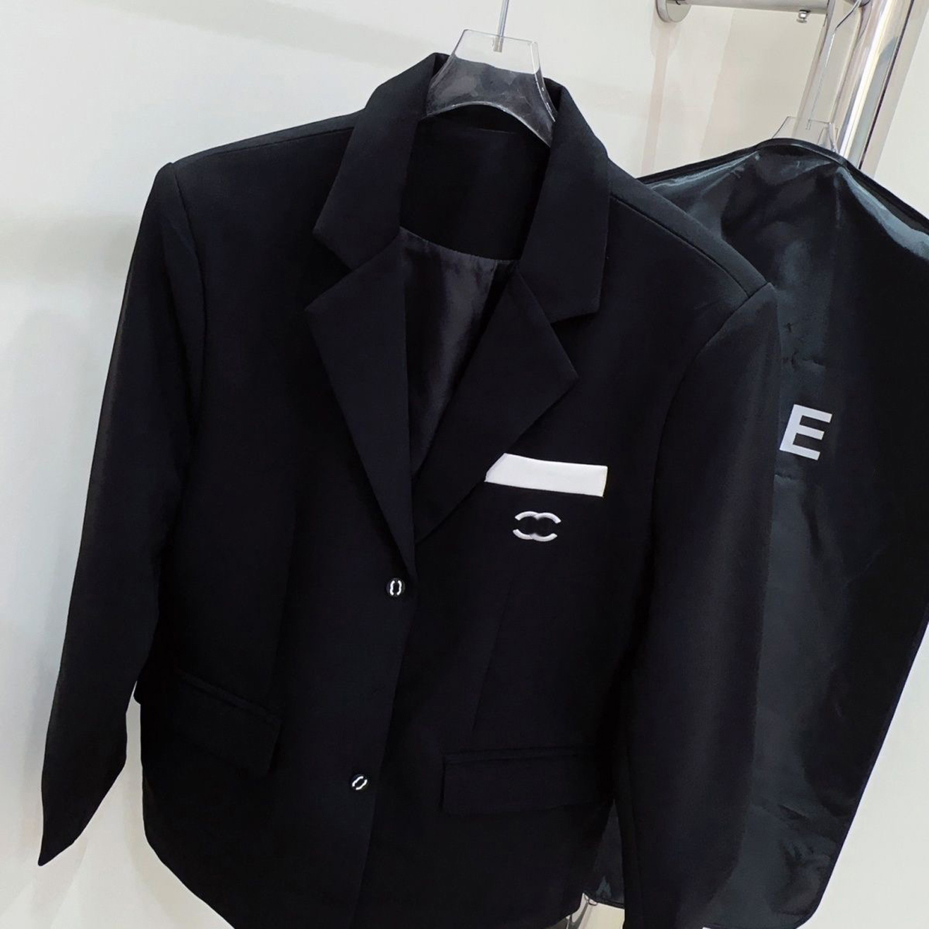 Han Womens Designer Suit Blazer Tide Brand Retro Fashion Designer Jacket Dubbelbröst Slim Plus Size Women's Clothing