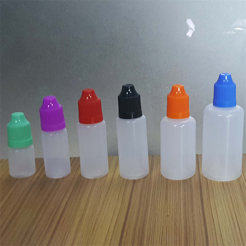 PE-plastic verpakkingen Flessen Damp 5 ml 10 ml 15 ml 20 ml 30 ml 50 ml Lege zachte naalddruppelaar met kindveilige doppen voor vloeibare oliesappen Oogdruppels Bewaarpakket Fles