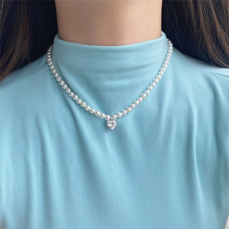 Luxury S925 Sterling Silver Shell Pearl Necklace Designer för kvinna 5A Zirkonia Green Pink Diamond Heart Pendants Womens Choker Halsband bröllop smycken presentförpackning