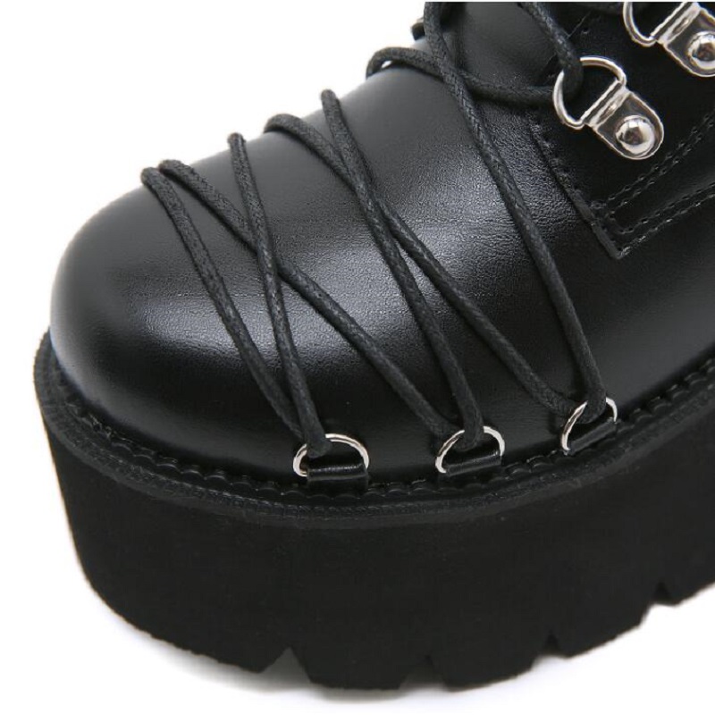 Botas femininas de couro grosso para motocicleta, botas punk com rebites, outono inverno gótico, preto, tamanho 35-44, sapatos plataforma com zíper, 1aa5, 2023