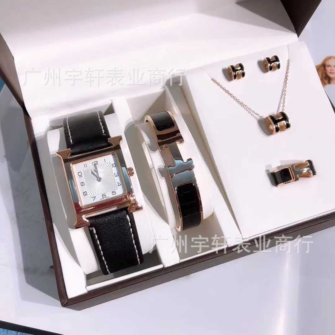 Hoge kwaliteit merkarmband voor dames en heren te koop Live-uitzending horlogeserie vierkant twee digitaal gezicht titanium staal vijfdelige set met echt logo