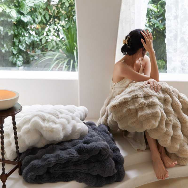 Blankets Faux Rabbit Fur Blanket 160x200cm Thick Winter Warm Blankets Sofa Throw Single High Quality Super Soft Flannel Fur Bedspread HKD230922