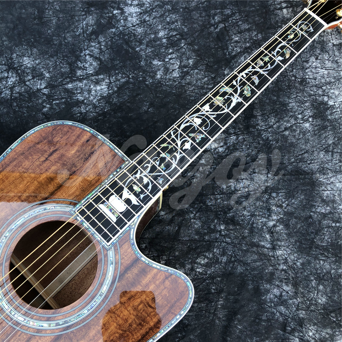 Cutaway 41 pollici D Style All Koa Wood Acoustic Guitar Intarsi in vero abalone Albero della vita