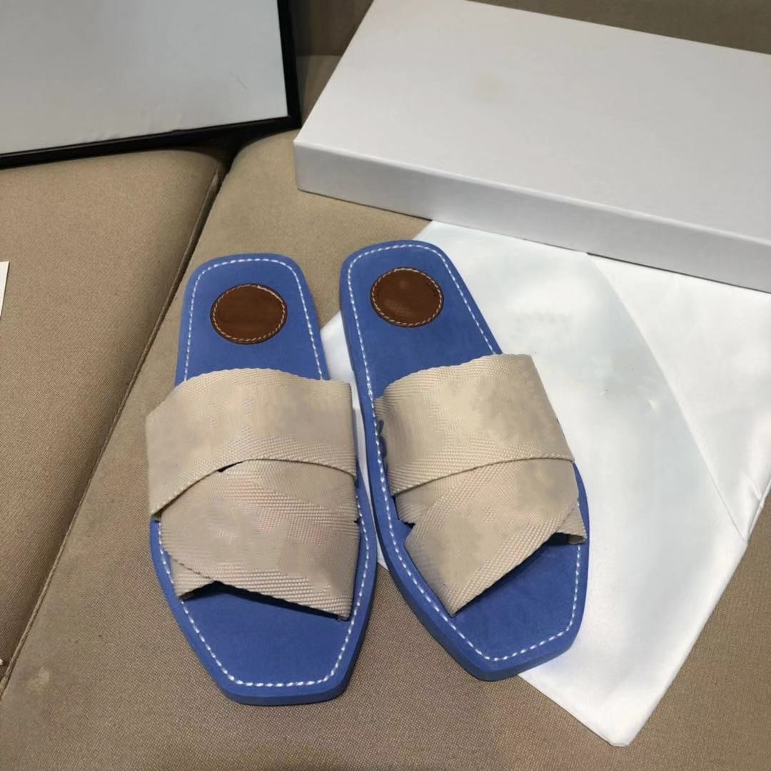 Kvinnor Woody Mules tofflor Canvas Cross Woven Sandals Summer Outdoor Peep Toe Casual Slipper Big Letter Shoes With Box 0112