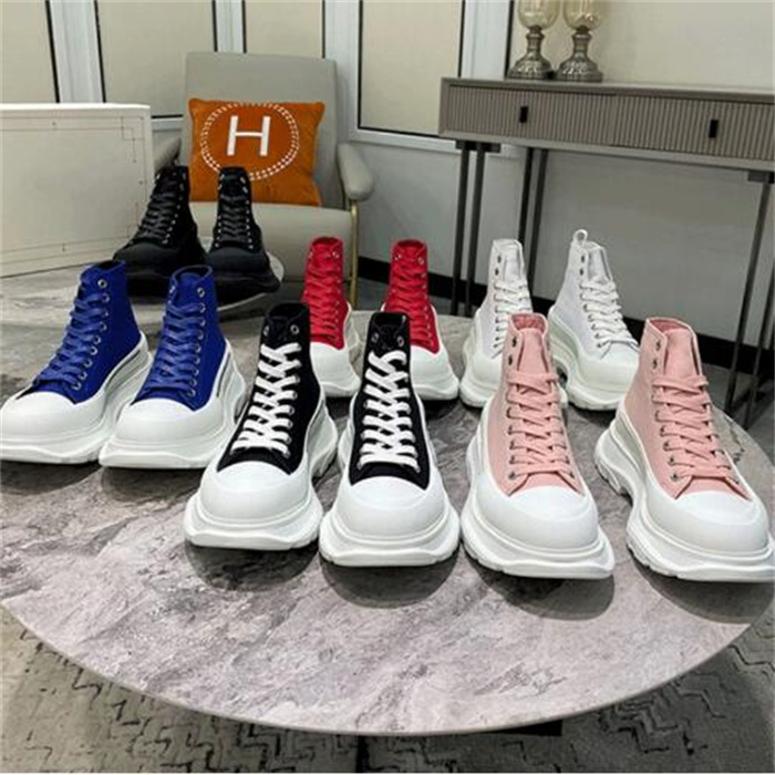 Designer Running shoes Tread Slick Low Casual Canvas Shoes Boots Lace Up Leather Luxury Women Men For White Black Trainer Platform Sneakers LadiesTrainers