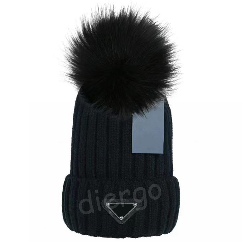 Beanie Cap Heren Designer Emmer Hoeden Nieuwe Mode Dames Dames Warme Winter Mutsen Grote Nepbont Pom Poms Bobbel Hoed Outdoor Black224Z