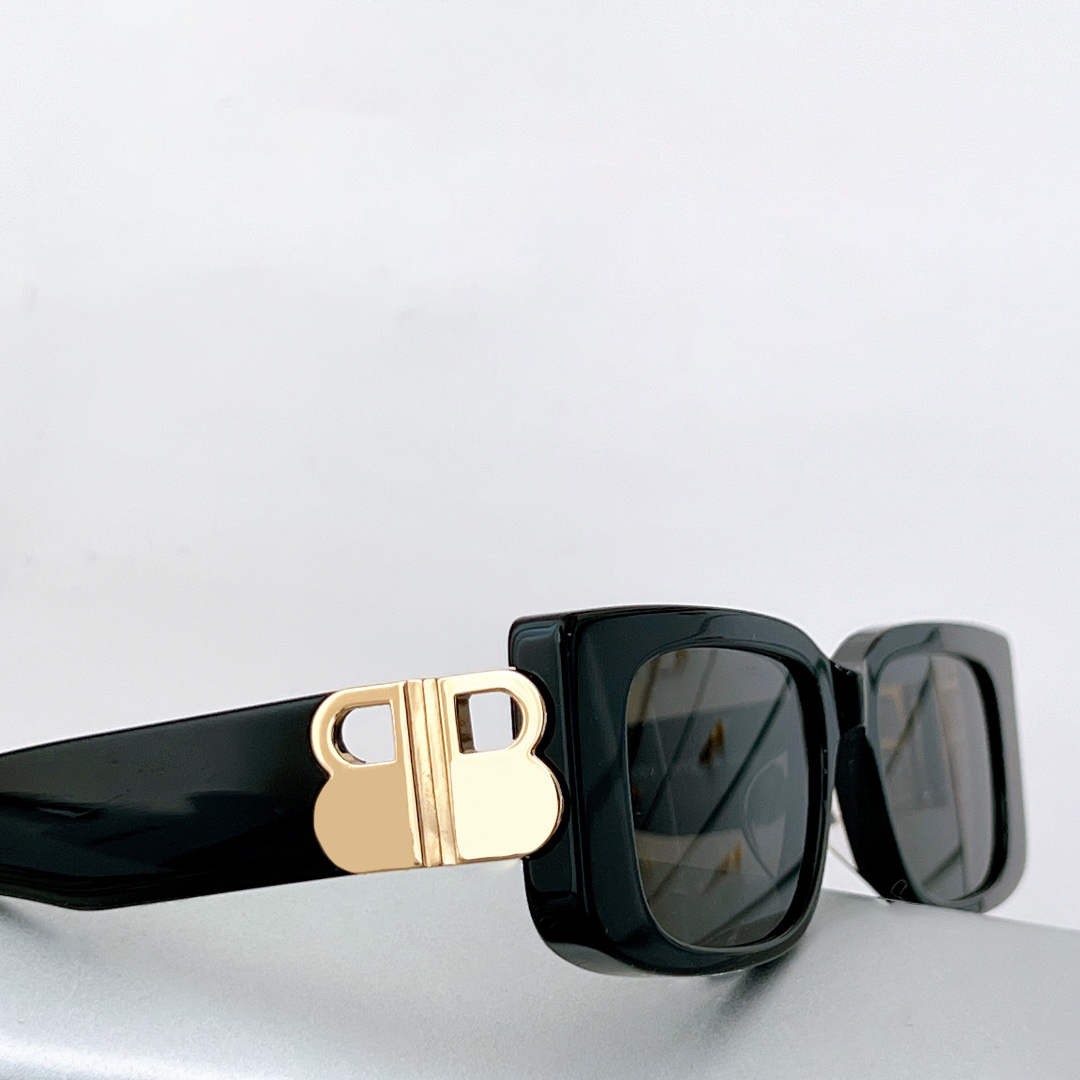 Designer solglasögon för kvinnor solglasögon män b 2023 sport topp lyxig högkvalitativ sport mode utomhus rese glasögon unisex skyddsglasögon multipel stil med ruta 0096