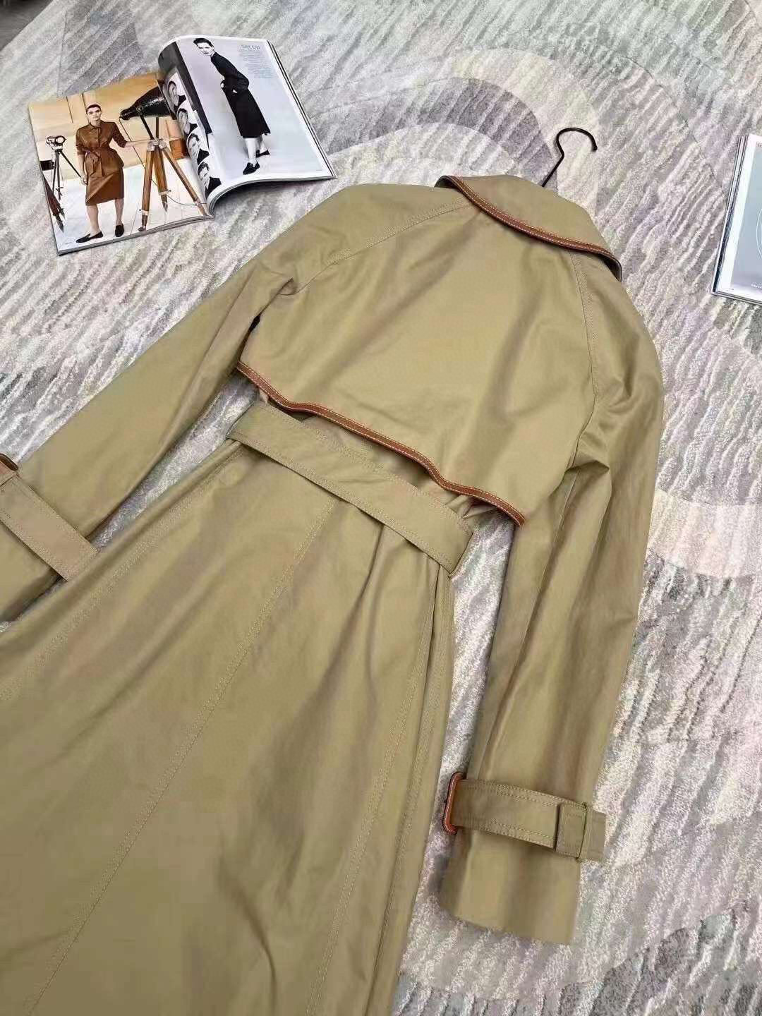 Lee10 Autumn Womens Trench Coats Designer Luksusowe kobiety wiatraka do nadruku litera kurtka luźna płaszcz żeński kod długich rowów płaszcz