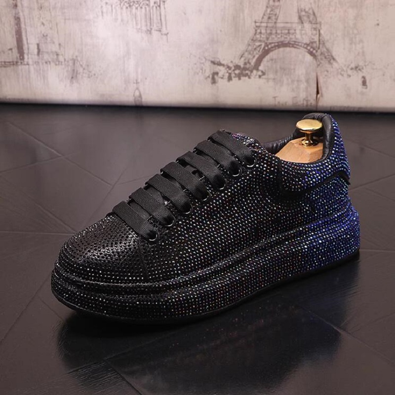 Fashion Men Shoes Rhinestione Loafers Male Personality Youth Diamond Casual Shoes Luxury Sneakers 1AA57