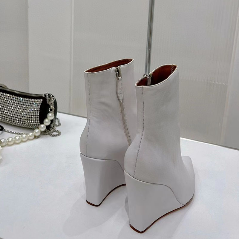 Zamszowe skórzane obcasy klinowe buty kostki Kobiety spiczasty palce nowoczesne buty żeńskie buty na wybiegu wysokie obcasy Krótkie kliny w stylu ulicznym