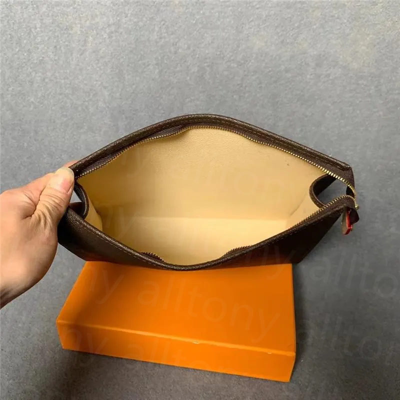 Borsa rettangolare di design Borsa da viaggio trucco da donna Borsa da lavaggio uomo di alta qualità Borsa cosmetica di marca famosa con sacchetti la polvere