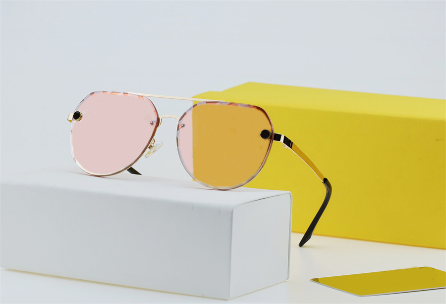 Sunglasses Wholesale Designer Sunglasses Original Eyeglasses Outdoor Fashion Classic Lady Mirrors for Women and Men Glasses
