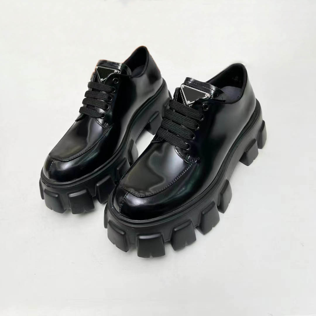 Luxusmarke Freizeitschuhe Designerschuhe Italienische kleine Lederschuhe Damen Bohrer quadratische Schnalle atmungsaktive Schnürsenkel mit Box Jahreszeiten Wasser