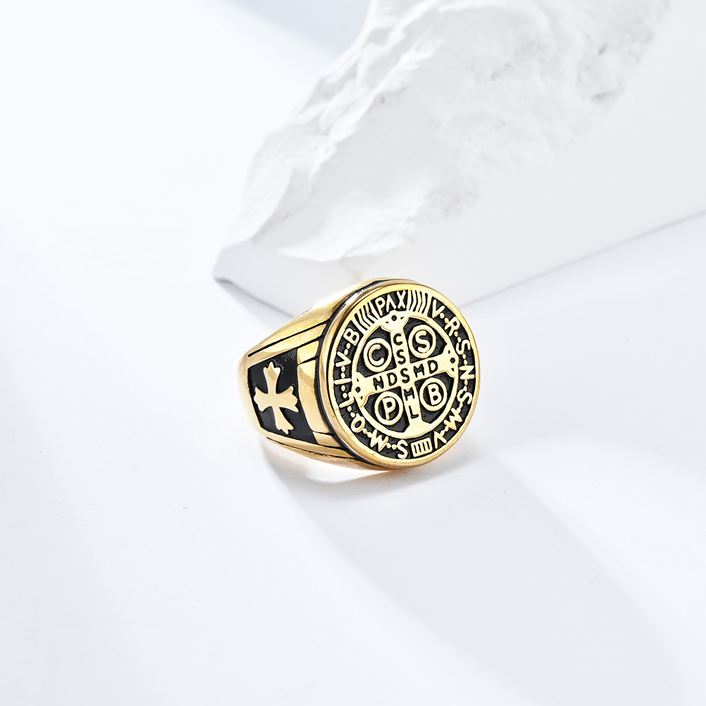 French retro Stainless Steel Casting Finger Ring Hip Hop White Zircon Religious Jewelry Bling 18K Gold Plated