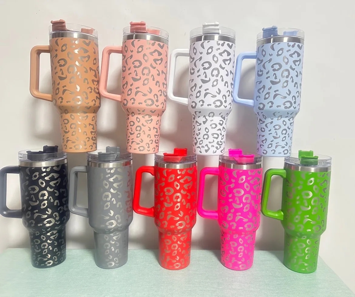 1 pezzo quencher da 40 once tumbler stampa leopardata in acciaio inossidabile con logo maniglia coperchio paglia boccale di birra di grande capacità rivestimento bottiglia d'acqua outd251x