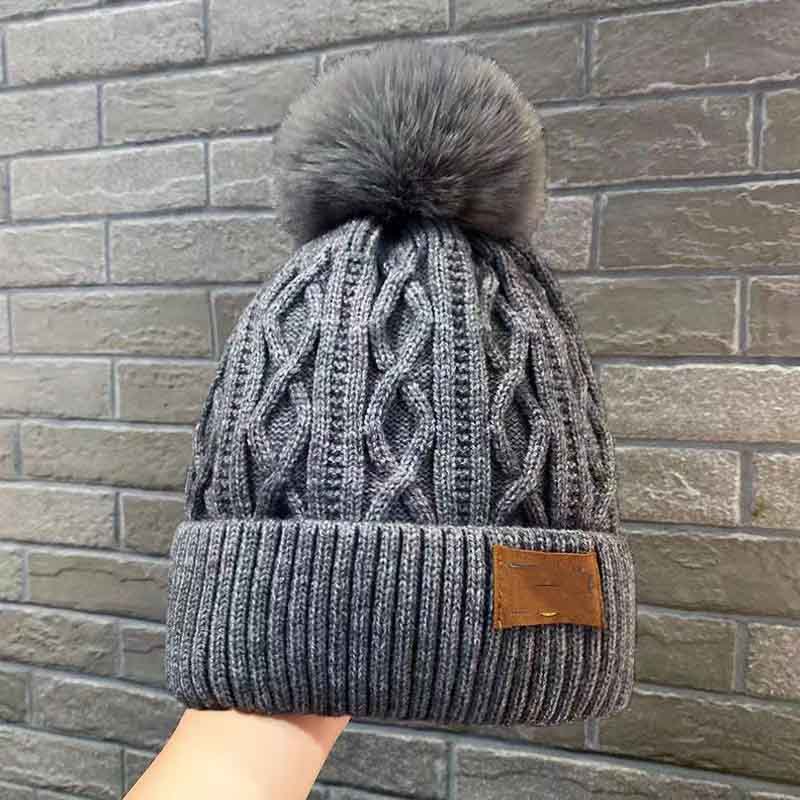 Beanie Skull Caps Maglia da donna Cute Ball Pullover Cappello Outdoor Peluche Caldo Autunno e Inverno HatBeanie Skull df282