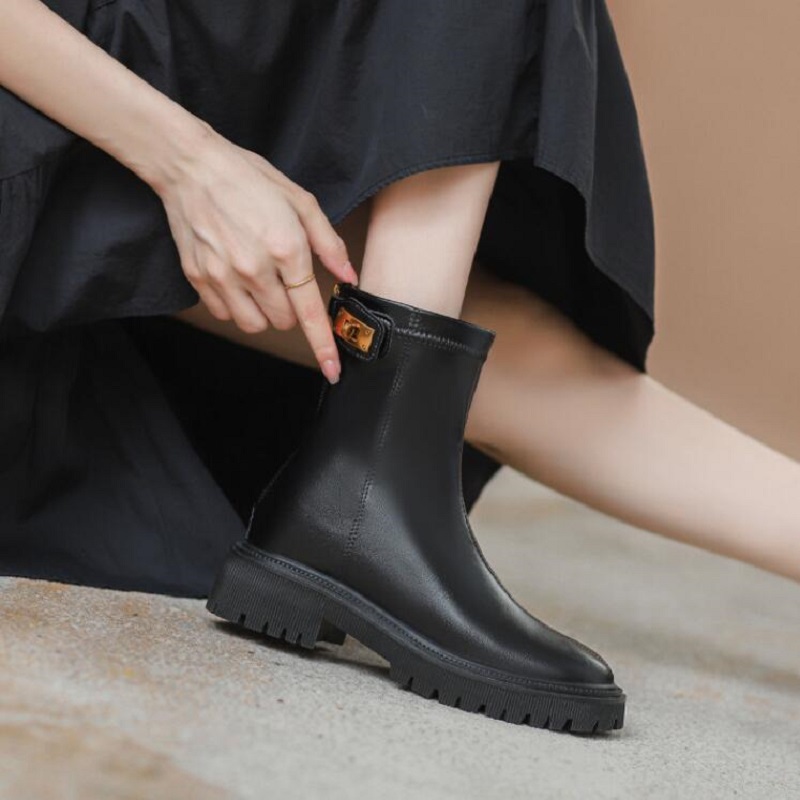 Women Chelsea Boots Ankle Height Increasing Female Stylish Leather Modern Boots Autumn And Winter Woman Booties 1AA58