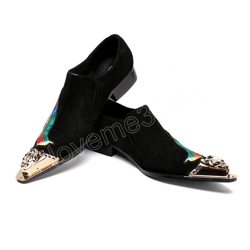 Scarpe eleganti ricamate in stile cinese Scarpe classiche a punta di grandi dimensioni Scarpe da ballo Moda uomo Scarpe da sposa in vera pelle