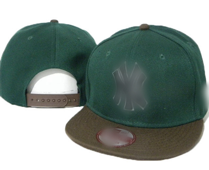 Cross Flower Designer Caps Baseball Hearts Snapbacks Blue Black Hats High Quality Brand Ch Cap Chrome Unisex Outdoor Justerbar Hat Ball Captcen