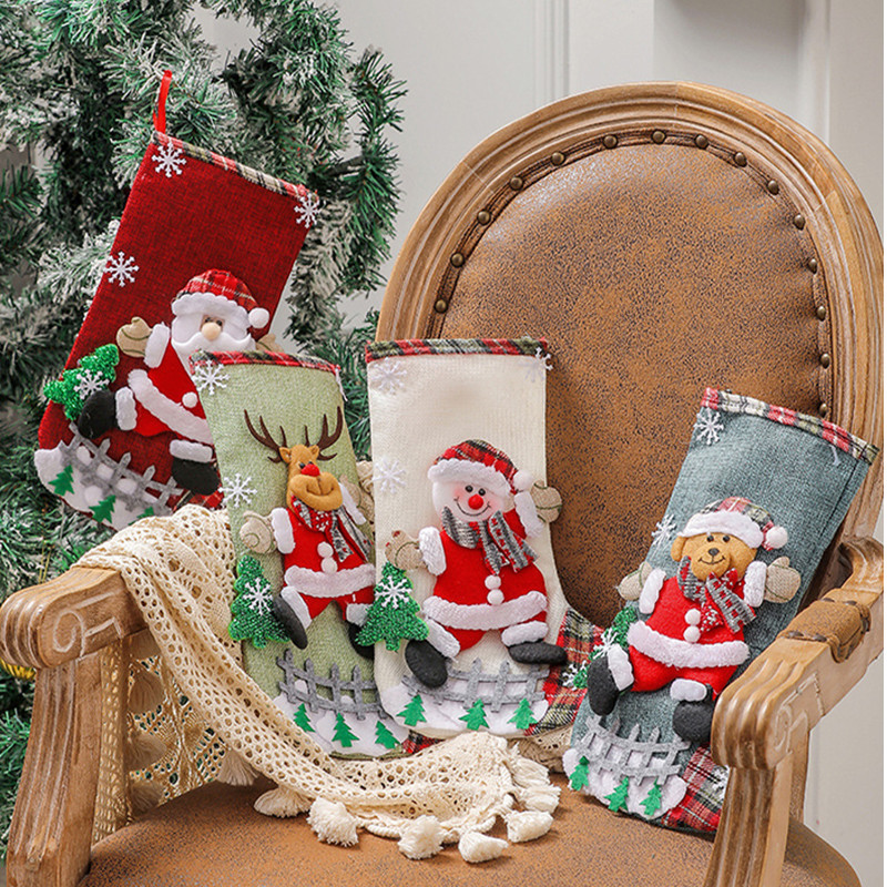Weihnachtsstrümpfe, Ornament, bestickte Applikation, Kamin, hängende Leinen-Weihnachts-Süßigkeitstüte für Heimdekorationen, Weihnachtsbaum-Dekor, Feiertags-Party-Geschenk