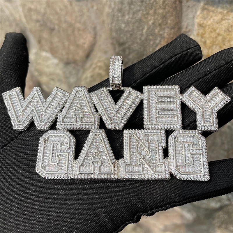 Tweekleurige aangepaste naamplaten ketting voor mannen stokbrood Iced Out gepersonaliseerde hanger instelling hiphop sieraden