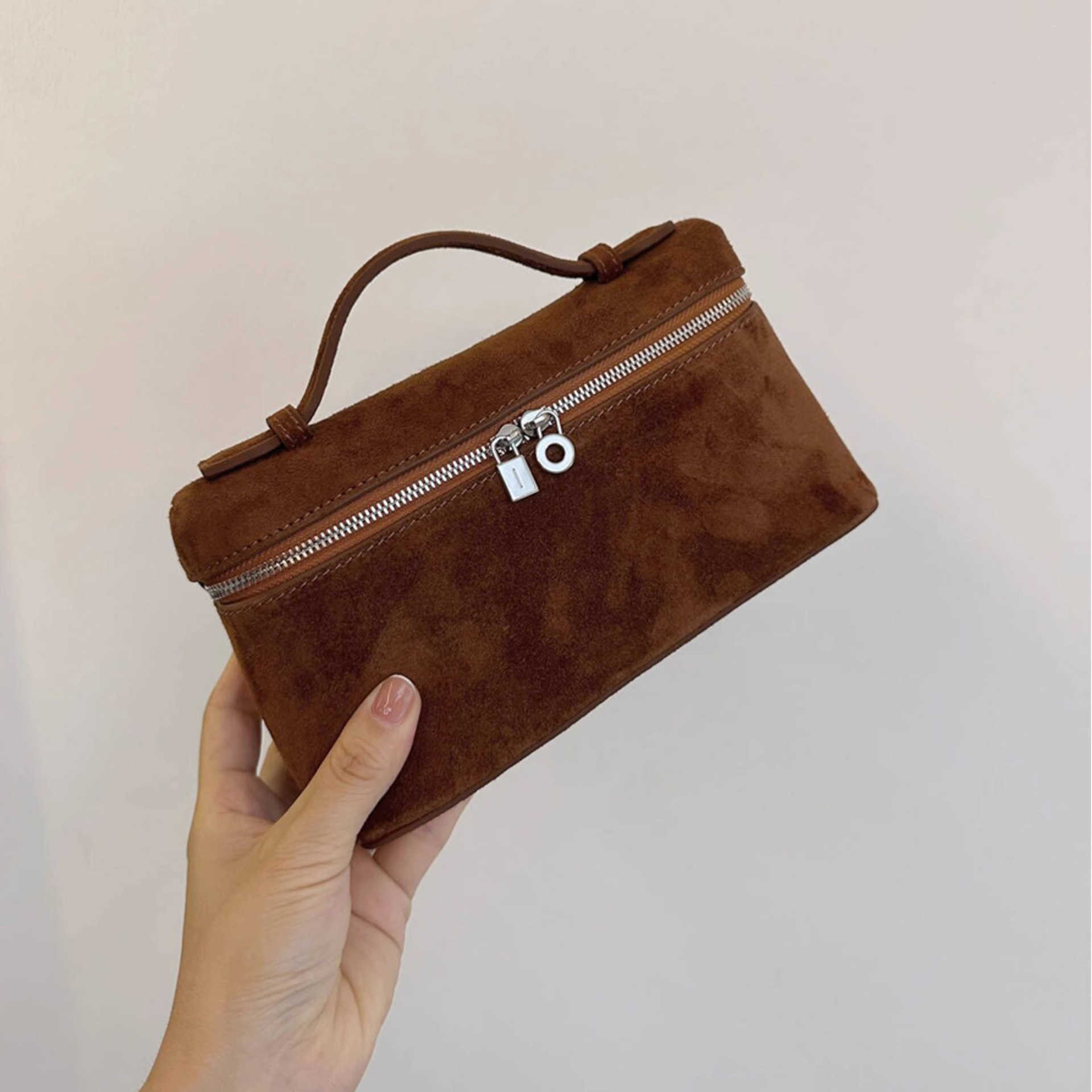 Bolso de noche de diseñador Bolsas de cosméticos Otoño e invierno Lp Suede Lunch Box Bag Bolso de mano versátil de cuero genuino para mujer Bolso bandolera premium de un solo hombro