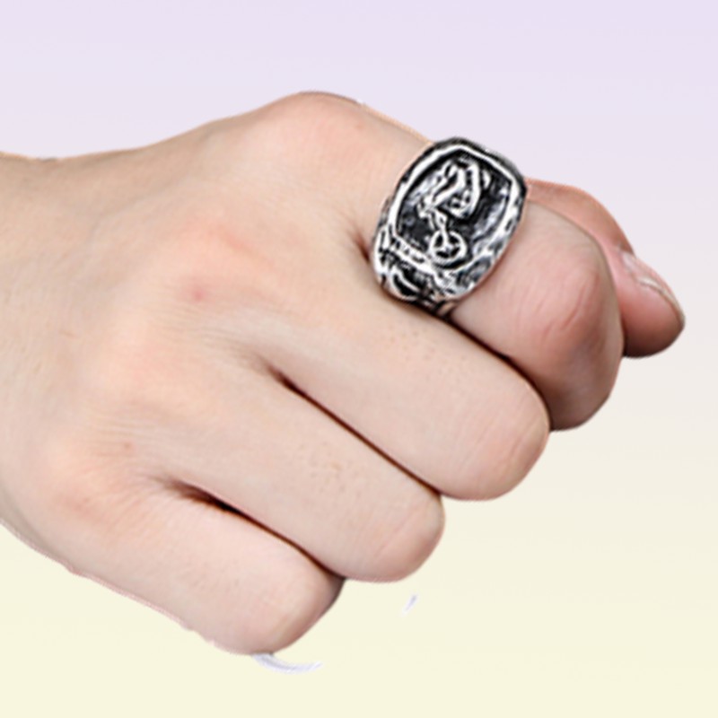 Maat 713 Men roestvrij staal retro zwart Big Ring motorfiets patroon vinger sieraden heup mode mannelijke hand sieraden waterdicht en 1782318