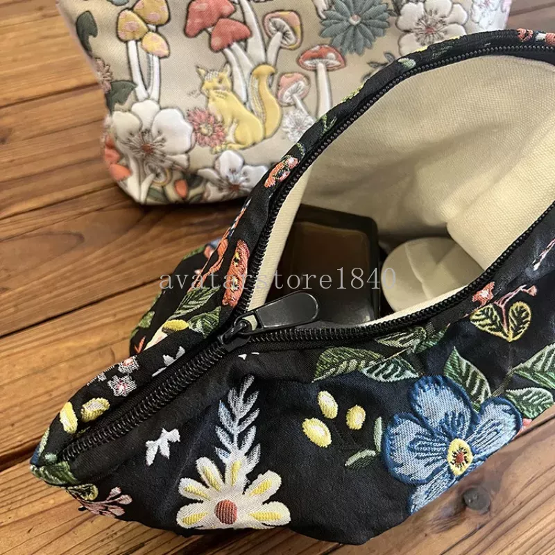 Flower Rabbit haftowane kosmetyczne torby podróżne produkty do pielęgna