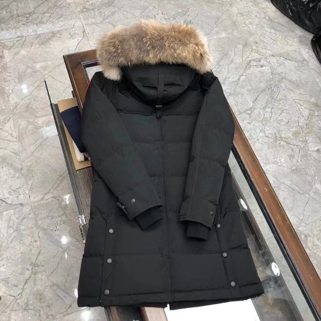 Tasarımcı aşağı ceket kış aşağı ceket açık hava spor ceket erkek parka kadın rüzgar geçirmez parka uzun deri yaka şapka sıcak gerçek kurt kürk moda ceket