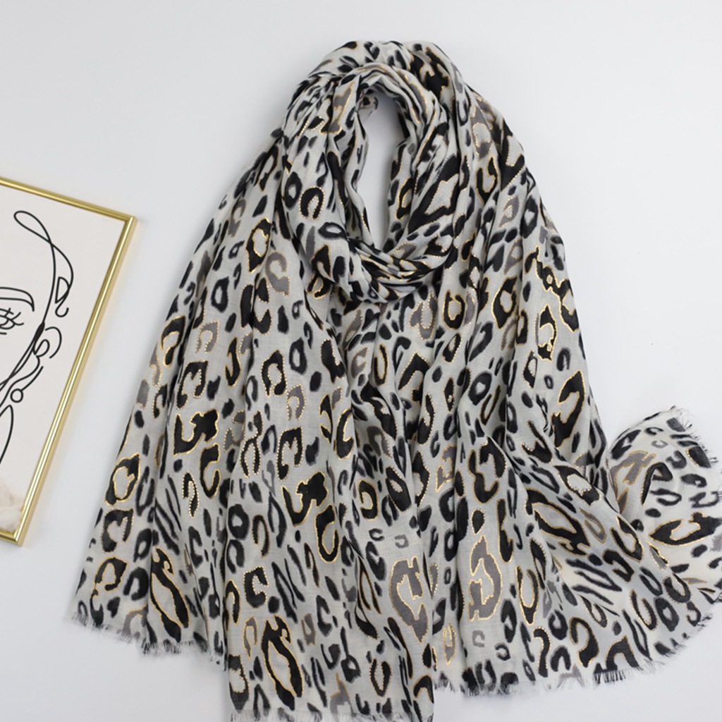 Fashion Leopard Print Chiffon Silk Scarf Summer Thin Travel Holiday Beach Towel Sunscreen Shawl Dinner Party Women's Scarves