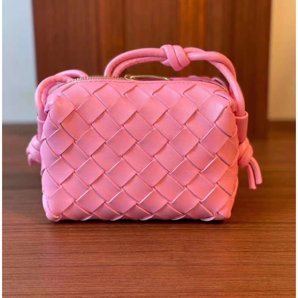 Bags Botteggas Kamera S One Lady Geldbeutel kleiner Designer 2024 Kreuzleder Bvbag gewebte Schleife Kassette Diagonale Süßigkeiten Farbe Mini Loop Sho Bag Py6h