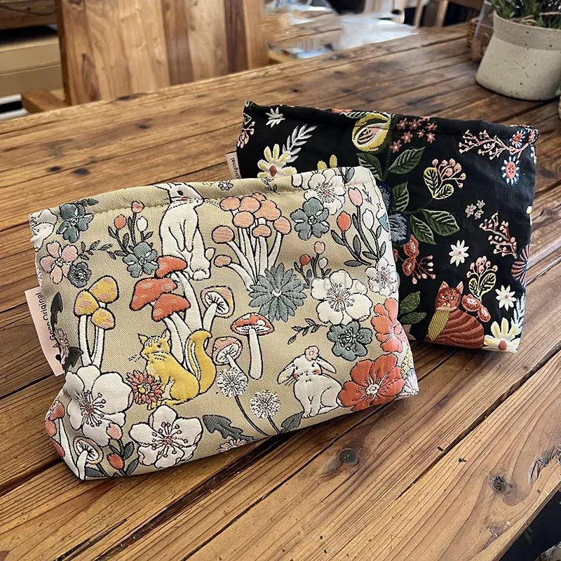 Sacs à cosmétiques brodés de lapin fleur, trousse de voyage pour produits de toilette et de soins de la peau, trousse de maquillage, pochette en toile