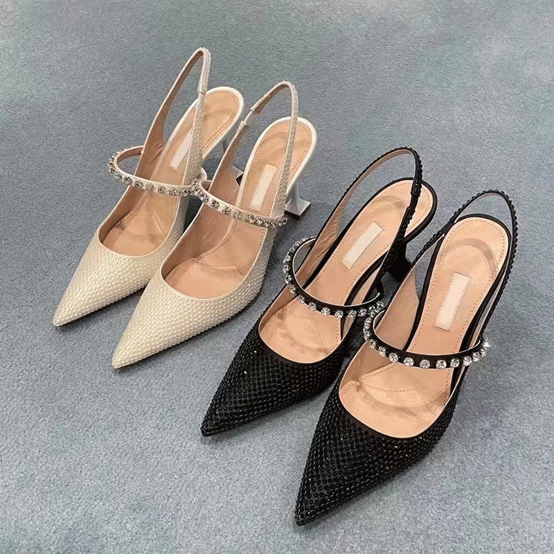 Sandales à talons hauts pour femmes de créateurs Nouvelles pantoufles de bureau en cuir de mode Chaussures de fête sexy avec boîte